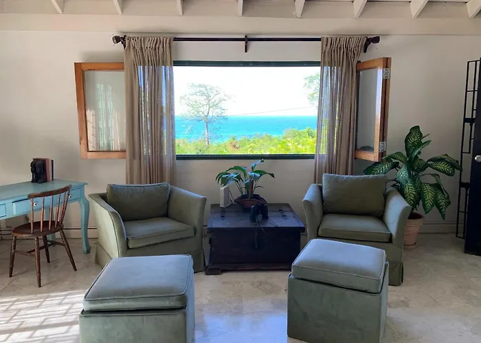 Mynt Retreat Bed & Breakfast